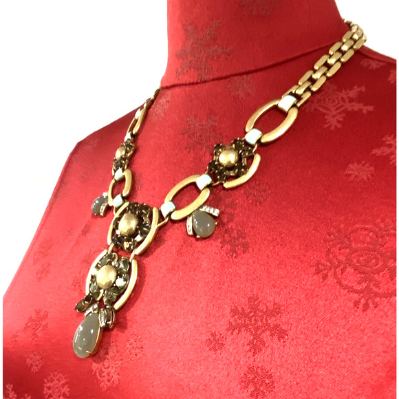Stella & Dot Livvy Bib Necklace Runway Drama Statement Gold Chain & Sage Stones - Picture 5 of 11